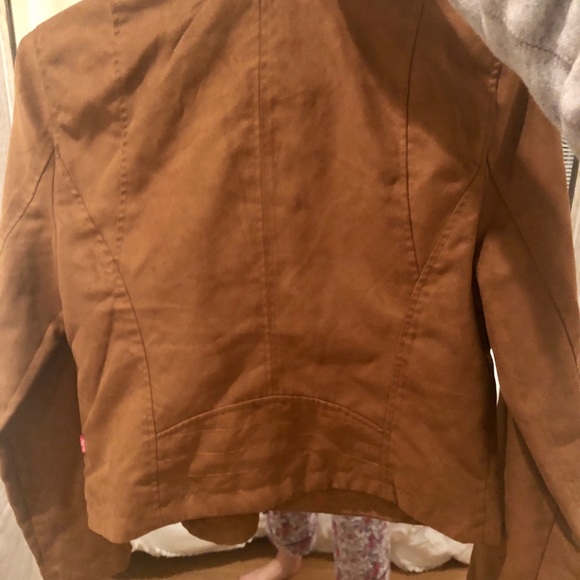 Levi Jeans Jacket NEVER WORN - Picture 3 of 3